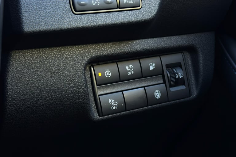  Nissan Leaf 40kwh 10 Hatchback 5dr Electric Auto 150 Ps Electric