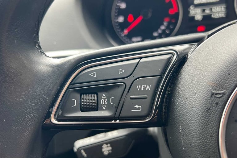 2021 Audi Q2 30 TFSI Technik 5dr ESTATE PETROL Manual