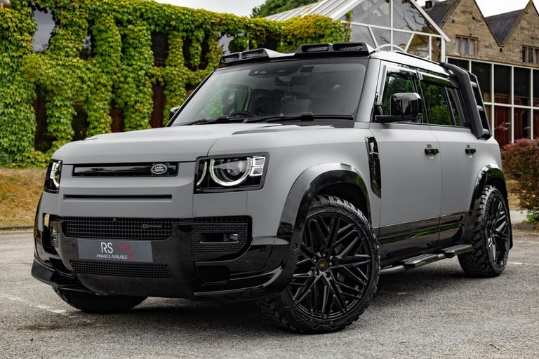 2023 Land Rover Defender 3.0 D300 X-Dynamic HSE 110 5dr Auto [7 Seat] ESTATE DIESEL Automatic
