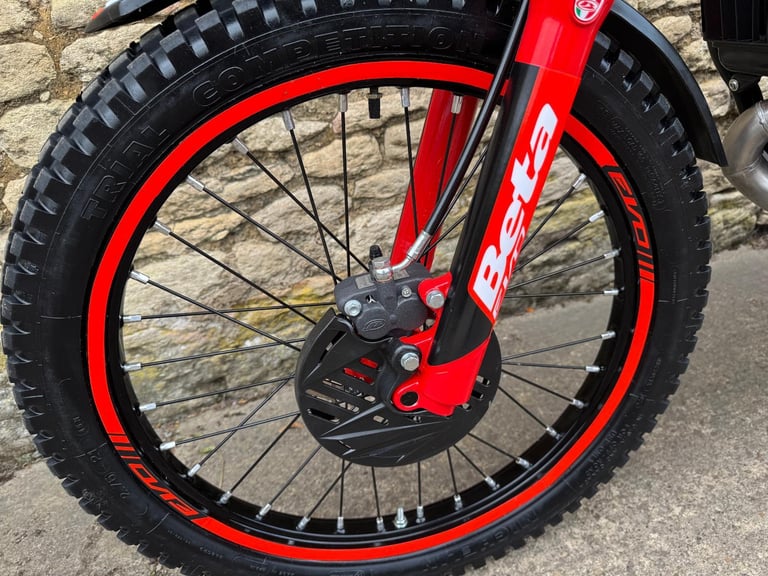 Beta EVO 300cc Trials Bike, 2025 Model, Road Reg'd, Immaculate & Great Value