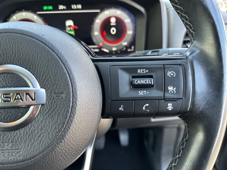 2021 Nissan Qashqai 5Dr N-Connecta 1.3 Hybrid Hatchback Petrol Manual