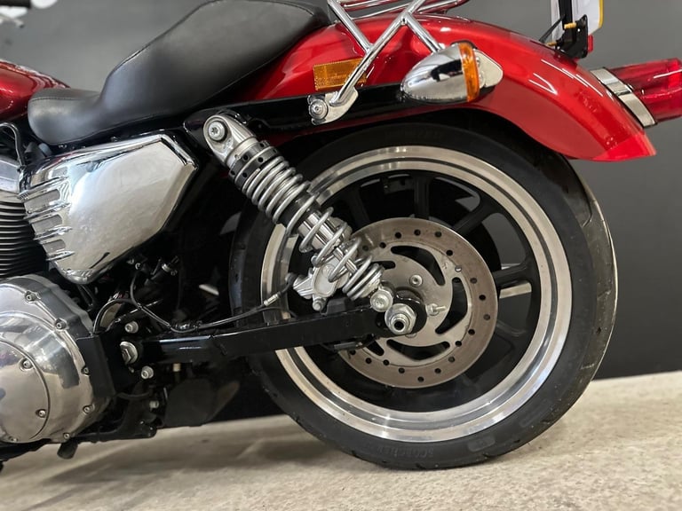 STUNNING LOW MILEAGE 2018/18 HARLEY-DAVIDSON XL 883 L SUPERLOW MOTORCYCLE 