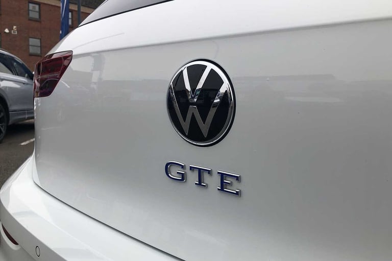 2024 Volkswagen Golf 1.4 TSI GTE 5dr DSG Hatchback Hybrid Automatic