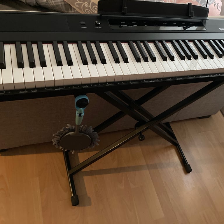 RockJam electric piano 88 keyboards and stand, in Headington, Oxfordshire