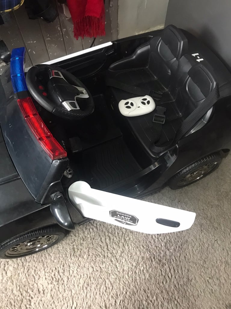 Kids police car