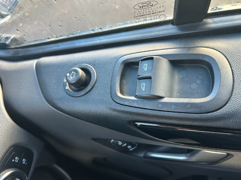 2021 Ford Transit Custom Limited 2.0 EcoBlue 130ps L1 H1 SWB 34,500 miles Grey