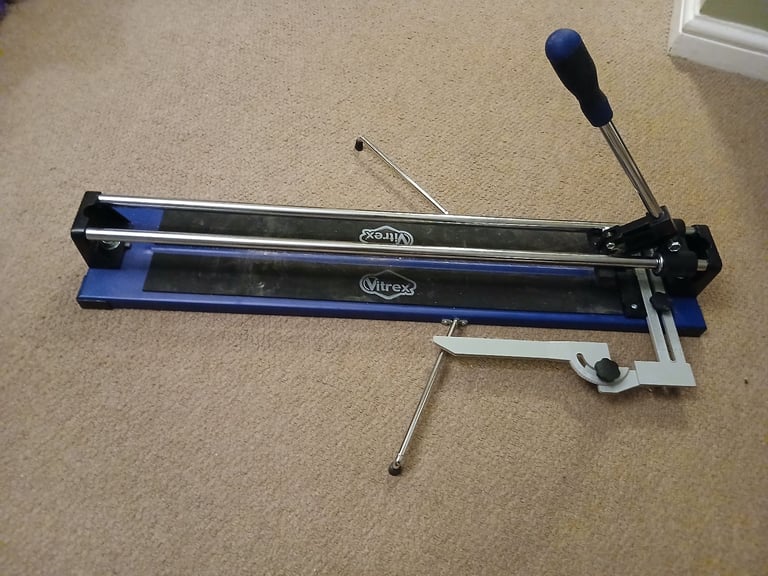 Tile cutter- used for 2 large tiles