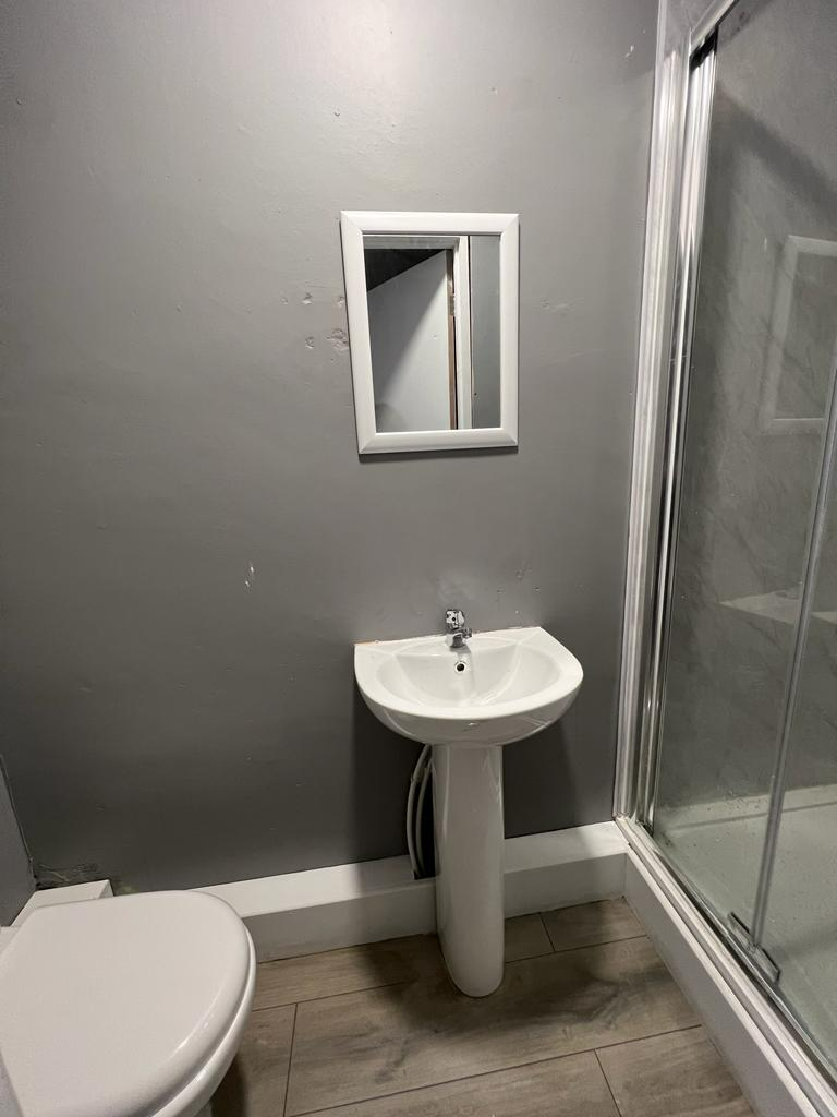 Studio Flat in Windsor SL4 3QB