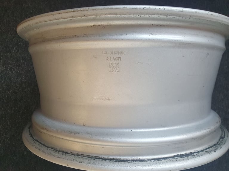 Toyota Corolla Hybrid HEV CVT Estate 16" Alloy Wheel