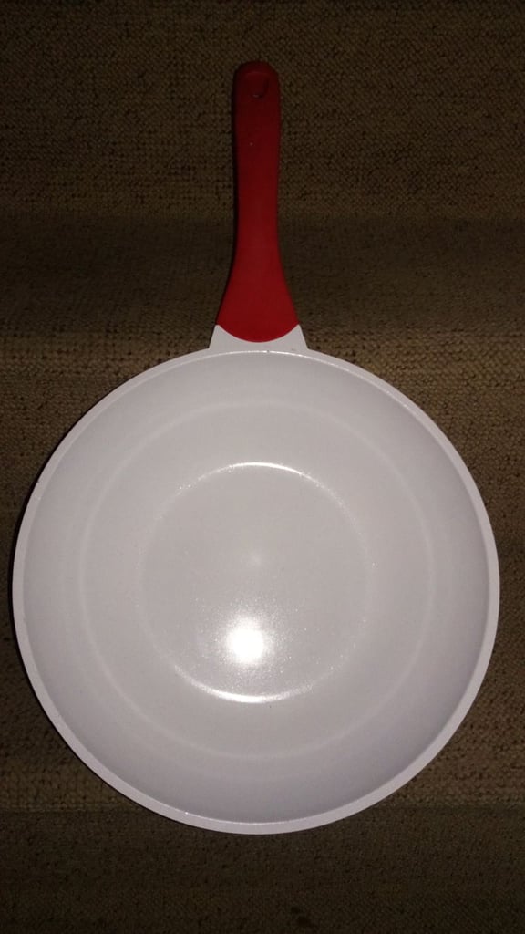 image for ROYALTY LINE SWITZERLAND 28CM CERAMIC PAN 