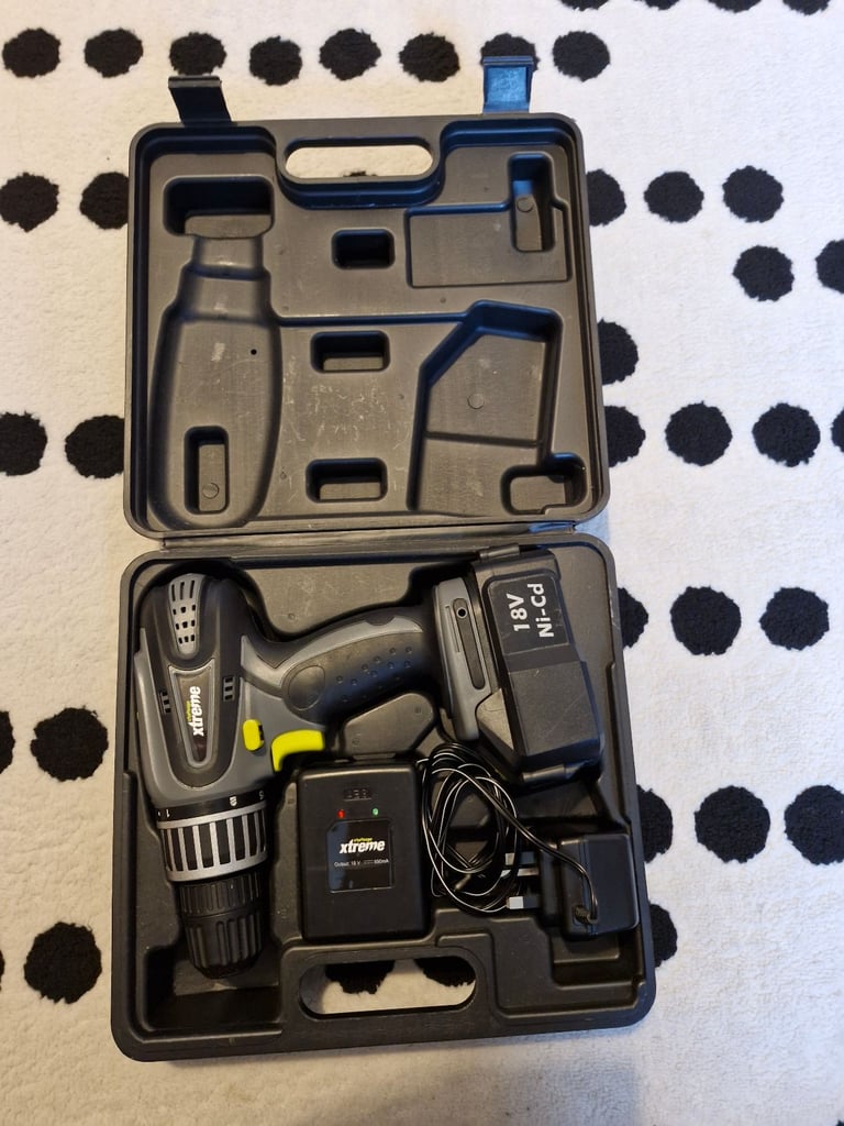 Extreme 18v drill, battery and charget