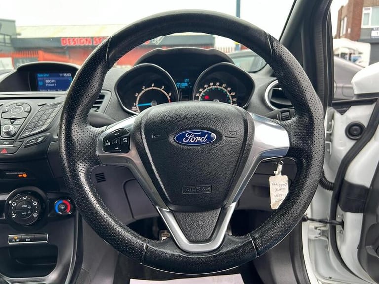2016 Ford Fiesta 1.0 EcoBoost 125 ST-Line 3dr HATCHBACK PETROL Manual