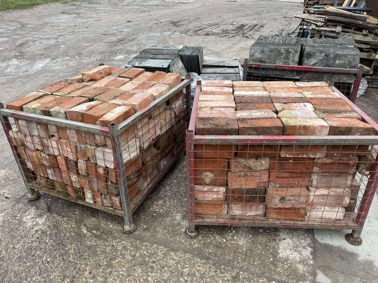Reclaimed Soft Red Bricks x100 Available