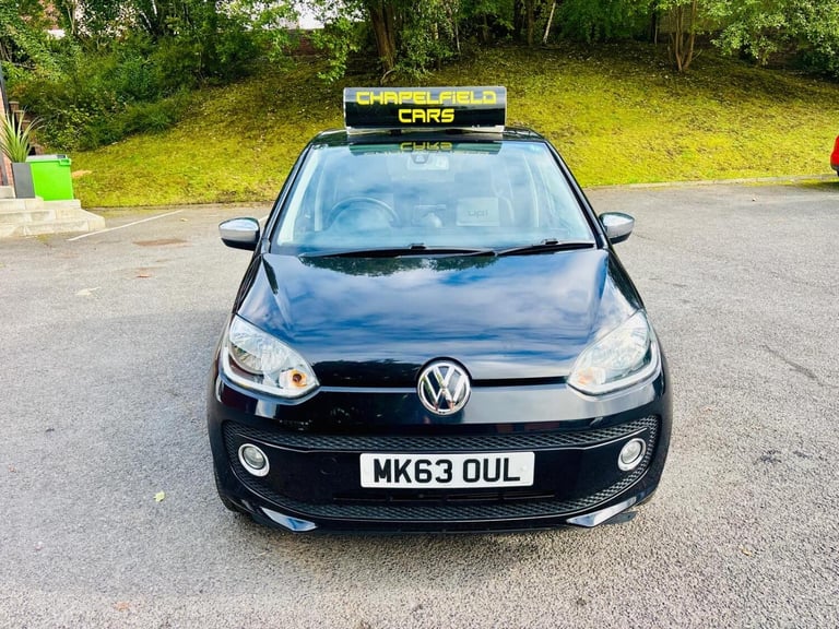 VOLKSWAGEN UP 1.0 High up! 2013