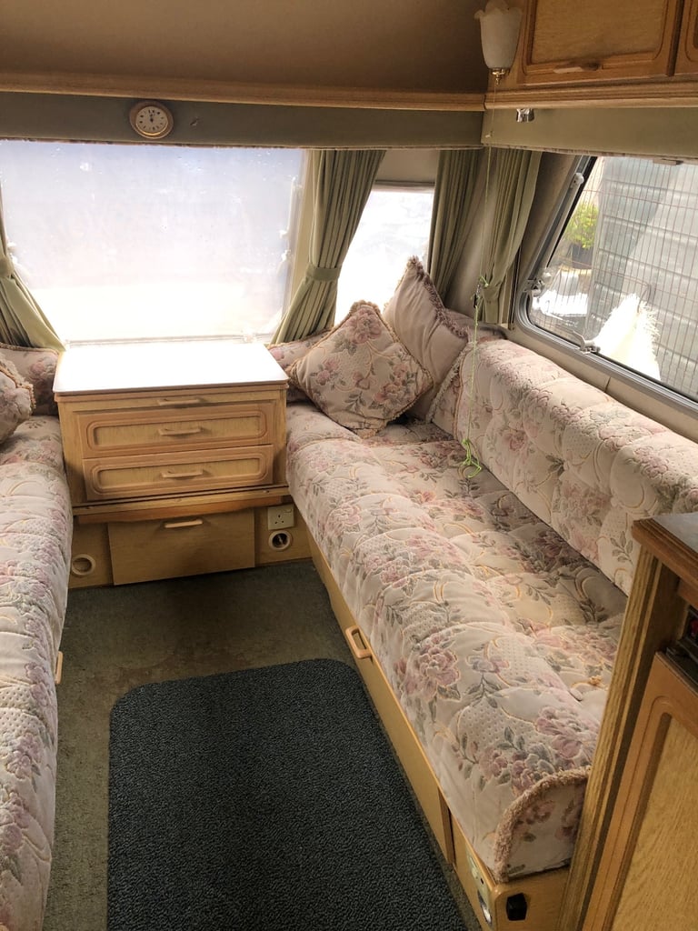 Abbey gts vogue 2 berth caravan 