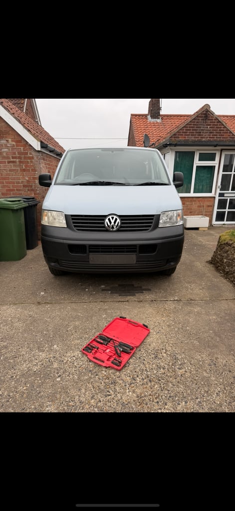 VW transporter front end £150 ono