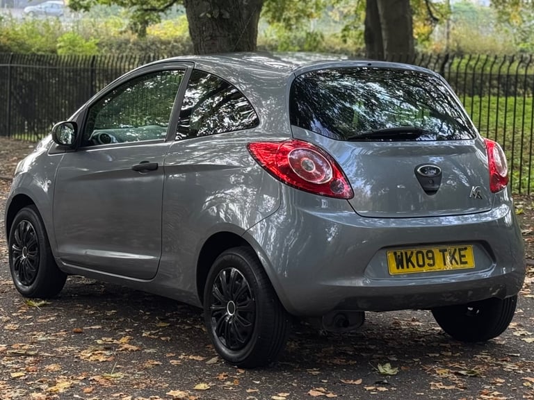 Ford, KA, Hatchback, 2009, Manual, 1242 (cc), 3 doors
