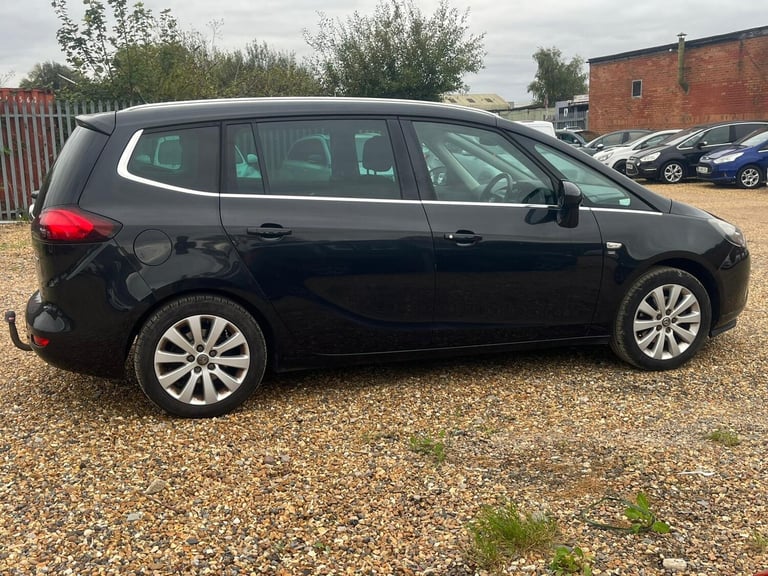 2013 Vauxhall Zafira Tourer 1.4T 16V SE Euro 5 5dr MPV Petrol Manual