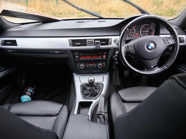 BMW, 3 SERIES, Saloon, 2009, Manual, 1995 (cc), 4 doors