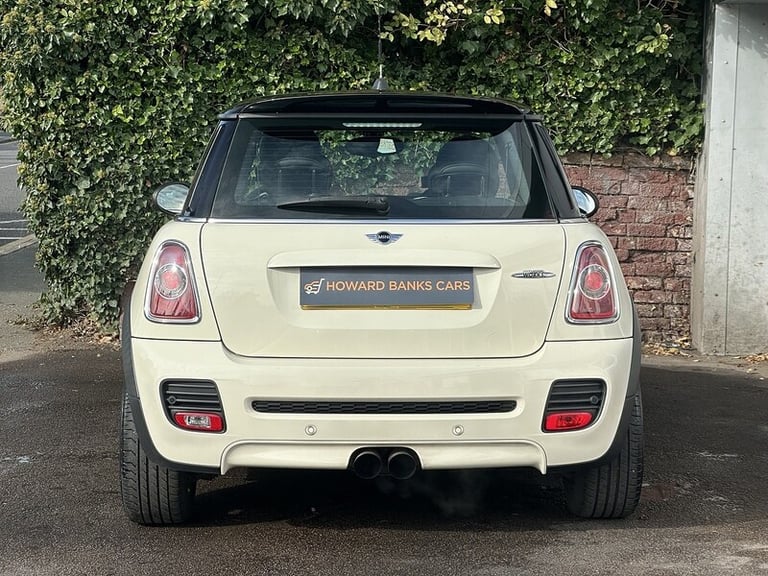 2011 MINI Hatch John Cooper Works Hatchback Petrol Manual