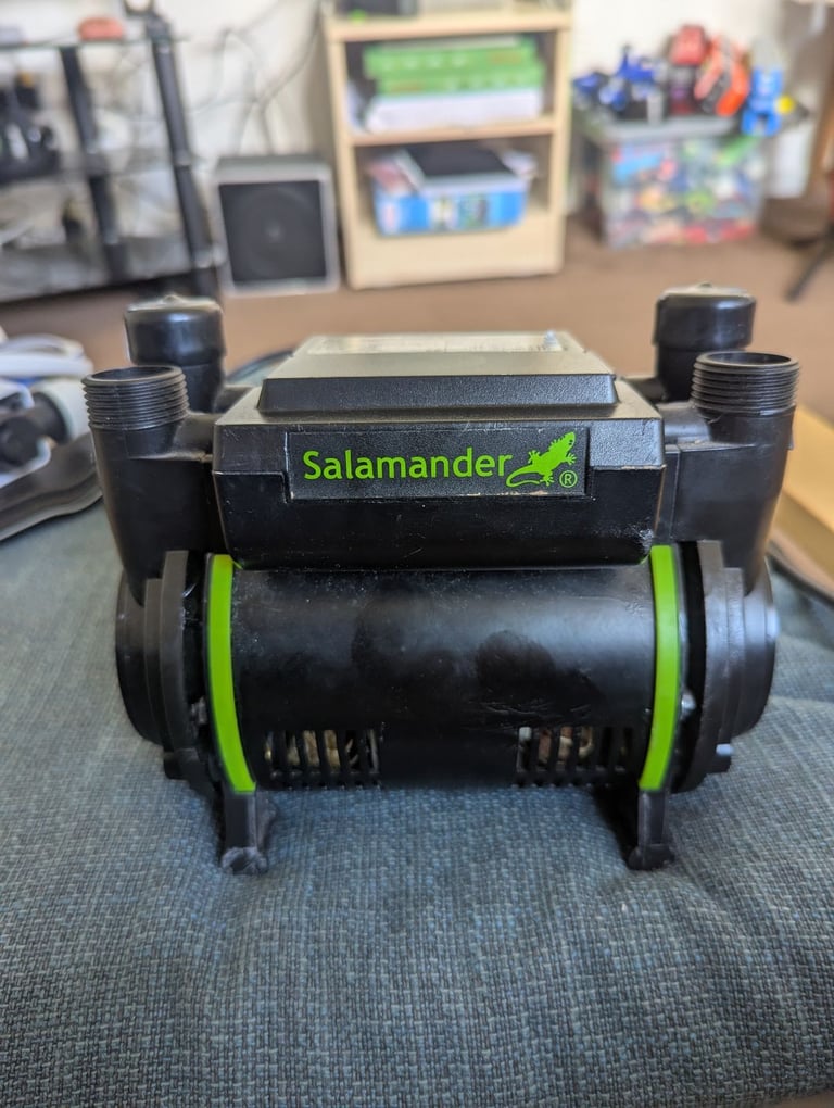 Salamander water pump