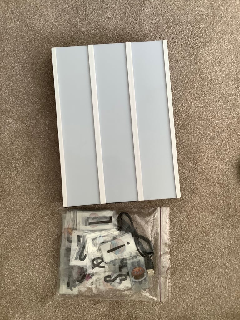 A4 light box with letters and emoji's - battery or USB - lead included