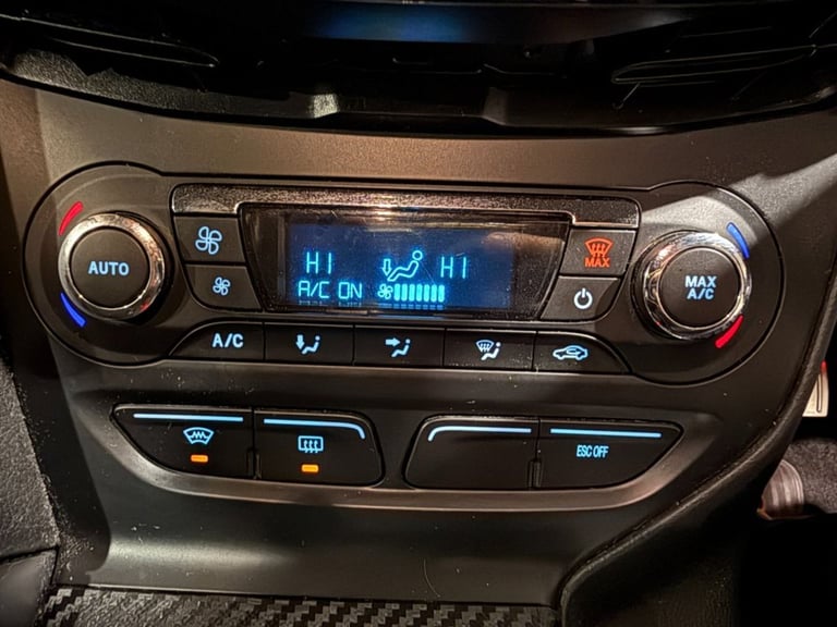 2013 Ford Focus 2.0T EcoBoost ST-3 Hatchback 5dr Petrol Manual Euro 5 s/s 250 ps Top Spec  Hatchb...