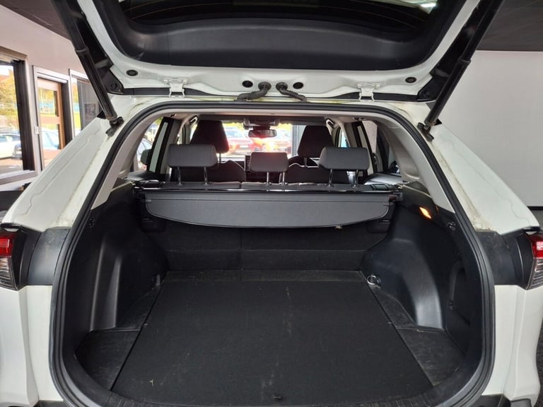 2022 Toyota RAV4 2.5 VVT-h GPF Design SUV 5dr Petrol Hybrid CVT 4WD Euro 6 (s/s) (222 ps) ESTATE ...