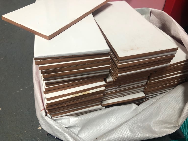 White wall tiles 10 by 20 cm 