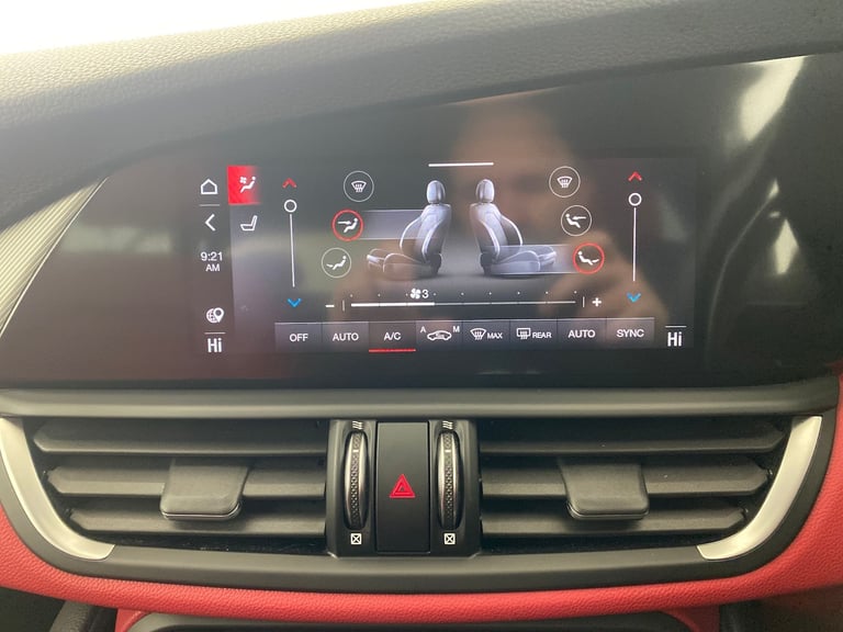 2021 Alfa Romeo Giulia 2.0T Veloce Saloon 4dr Petrol GPF Auto Euro 6 (s/s) (280 ps) - CARPLAY - N...