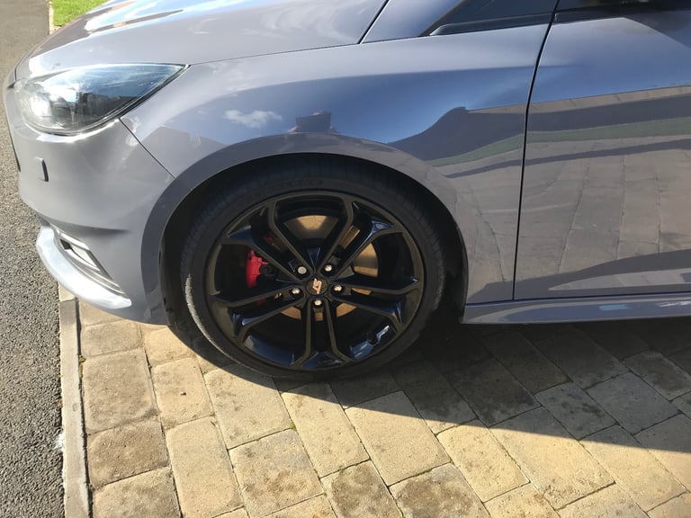 Ford, Focus st-3 2ltr petrol hatchback 2015, 5 door…. not vw 