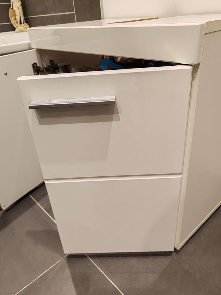 Bathroom under sink cabinet 