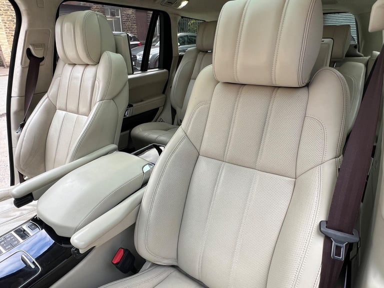 2017 Land Rover Range Rover 4.4 SD V8 Autobiography Auto 4WD Euro 6 (s/s) 5dr LWB ESTATE Diesel A...