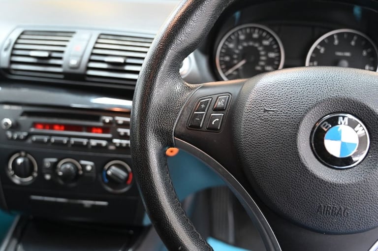 2010 BMW 1 Series 116i [2.0] Sport 5dr HATCHBACK PETROL Manual