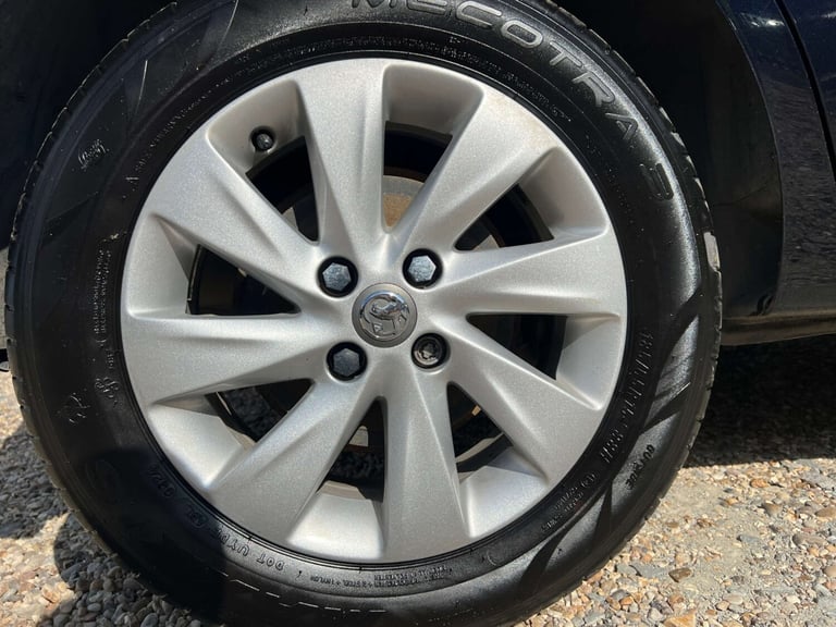 2019 Vauxhall Corsa 1.4 Corsa Design 5dr Hatchback Petrol Manual