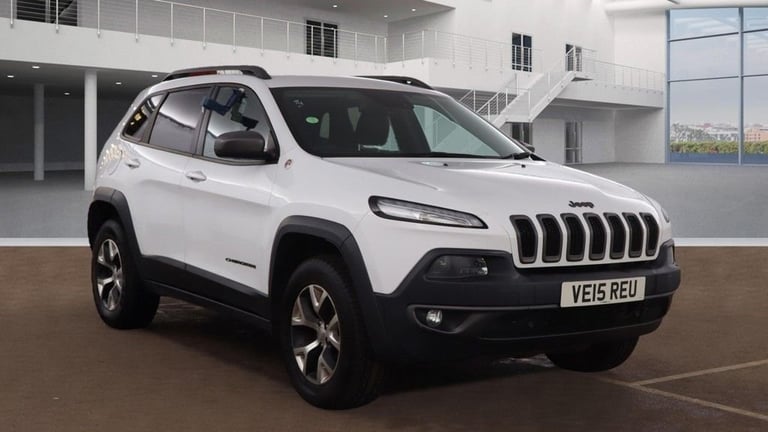 image for 2015 Jeep Cherokee 3.2 V6 TRAILHAWK AUTO 4WD 5DR Estate Petrol Automatic