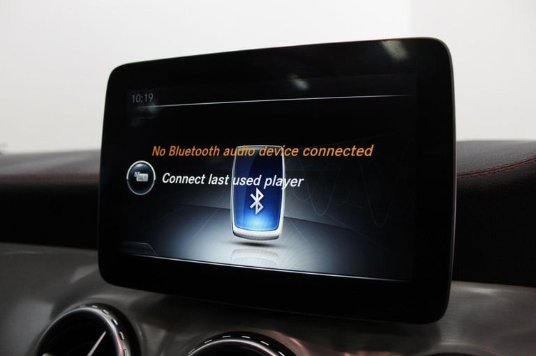 MERCEDES-BENZ GLA CLASS 2.1 GLA220d AMG Line (Premium Plus) 7G-DCT 4MATIC Euro