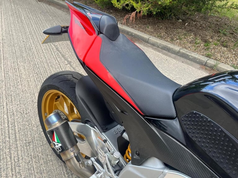 2012 12 APRILIA RSV 4 FACTORY A-PRC RSV1000 RSV4 APRC 1000 V4 STUNNING SPORTS