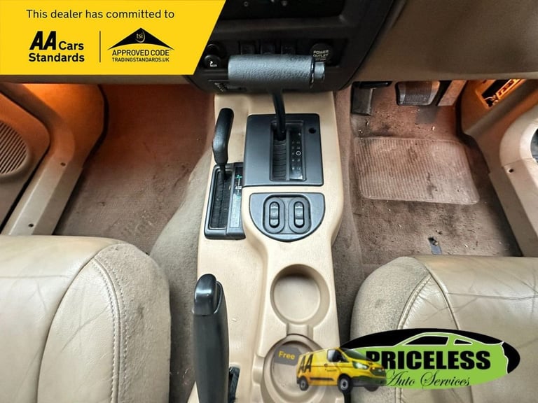 2000 X JEEP CHEROKEE 60TH ANNIV. AUTO 2.5 SUV 5DR PETROL 4X4 (279 G/KM, 121 BHP)