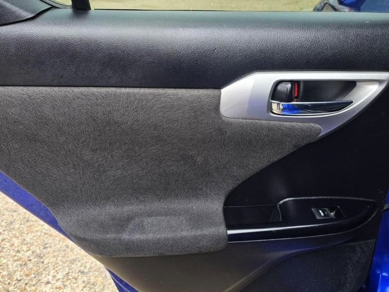 2011 Lexus CT 200h 1.8 AUTO Hybrid SE-I CVT 98500 Miles . CHEAP on Fuel . PX OK HATCHBACK Petrol/...