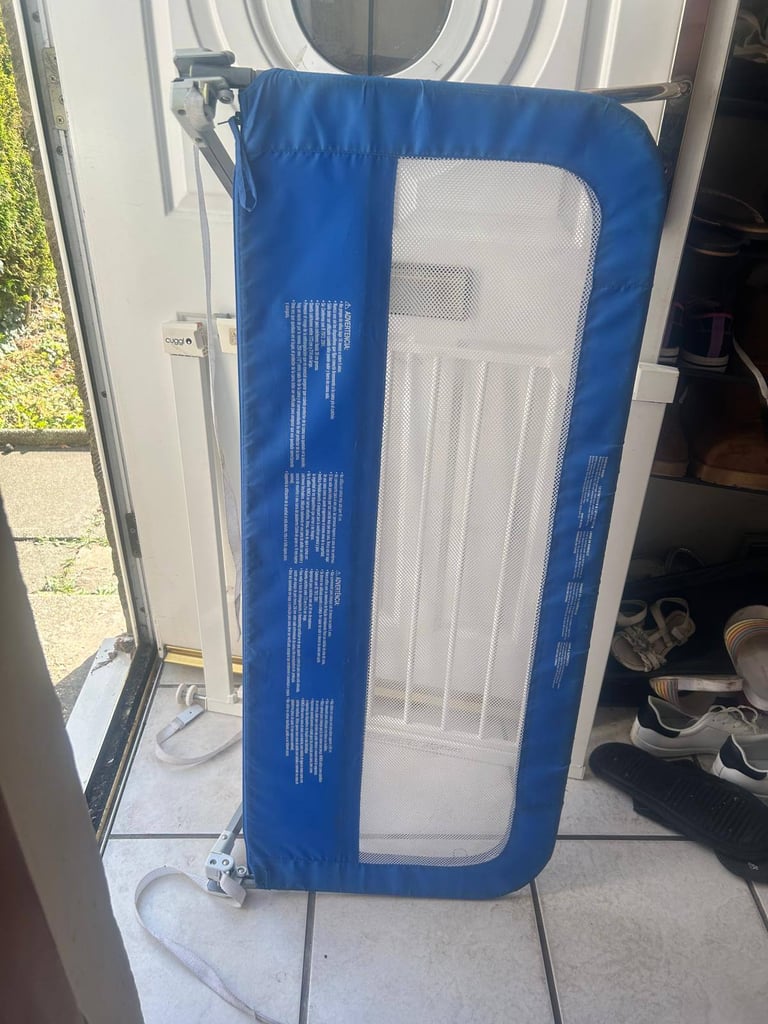 Bed guard