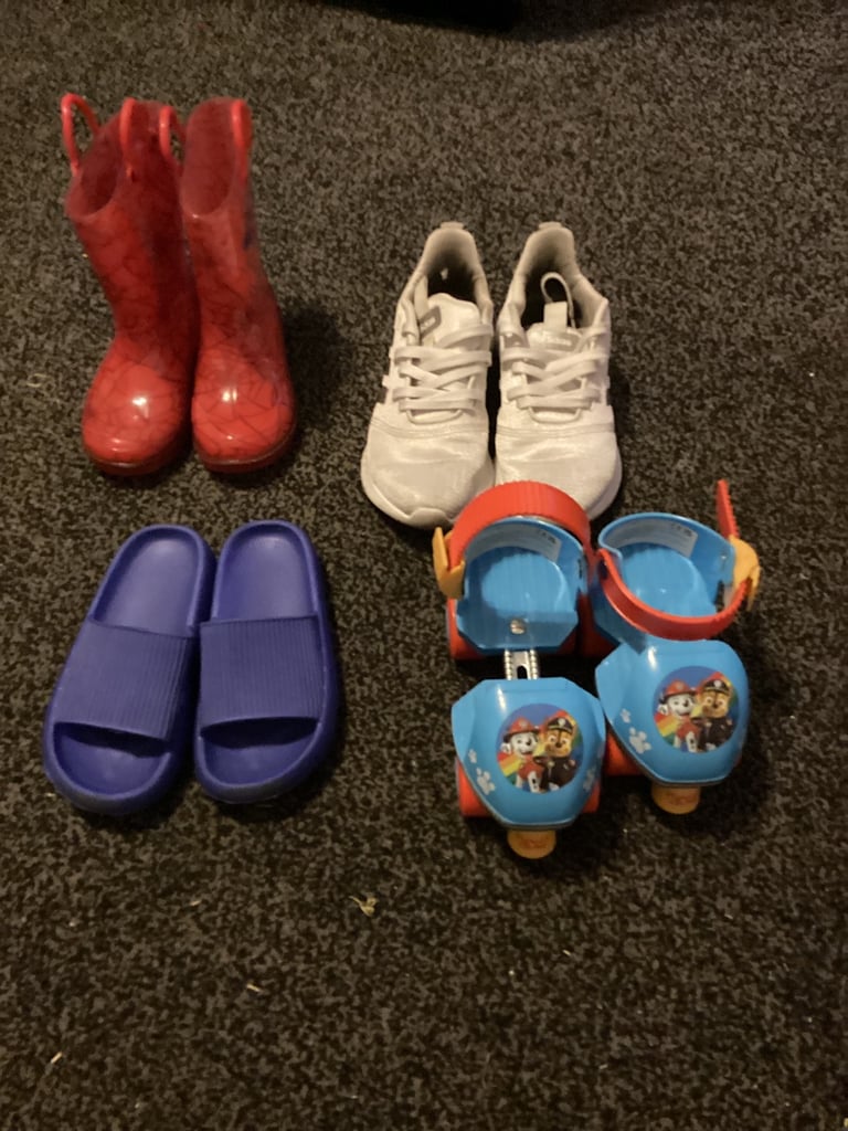 image for Kids shoes & skates joblot