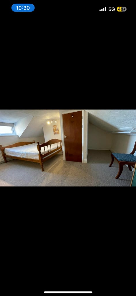 One Double bedroom for rent near station 