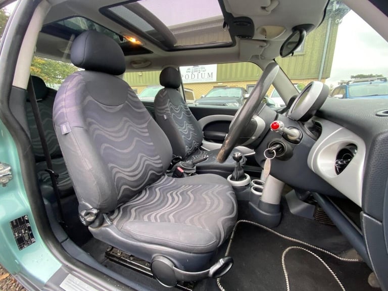 2002 MINI Hatch 1.6 One 3dr HATCHBACK PETROL Manual
