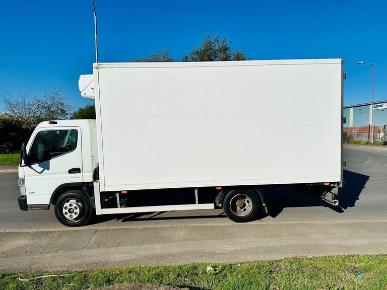 2019 (69) MITSUBISHI FUSO CANTER 7C15 7.5 TON FRIDGE, CARRIER XARIOS 600 UNIT