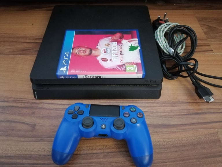 Ps4 Slim with controller and game