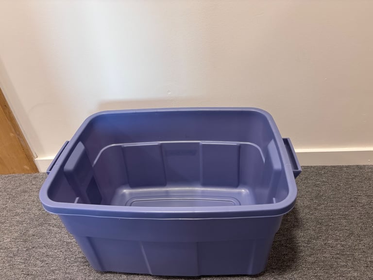 Rubbermaid ROUGHNECK Storage boxes