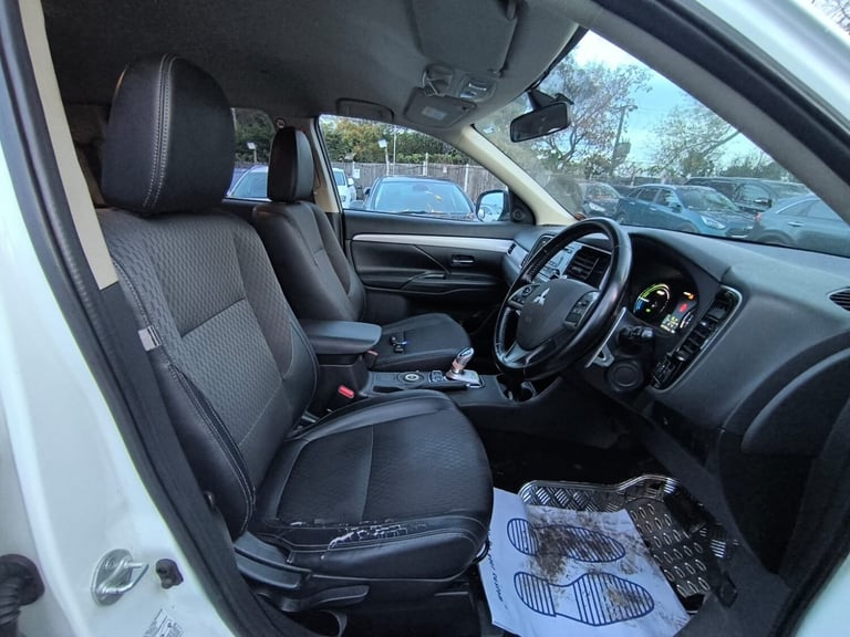 2014 Mitsubishi Outlander 2.0 Plugin Hybrid 12kWh GX3h 5 Seats 4WD Euro 5 Road Tax 20 ULEZ Compli...