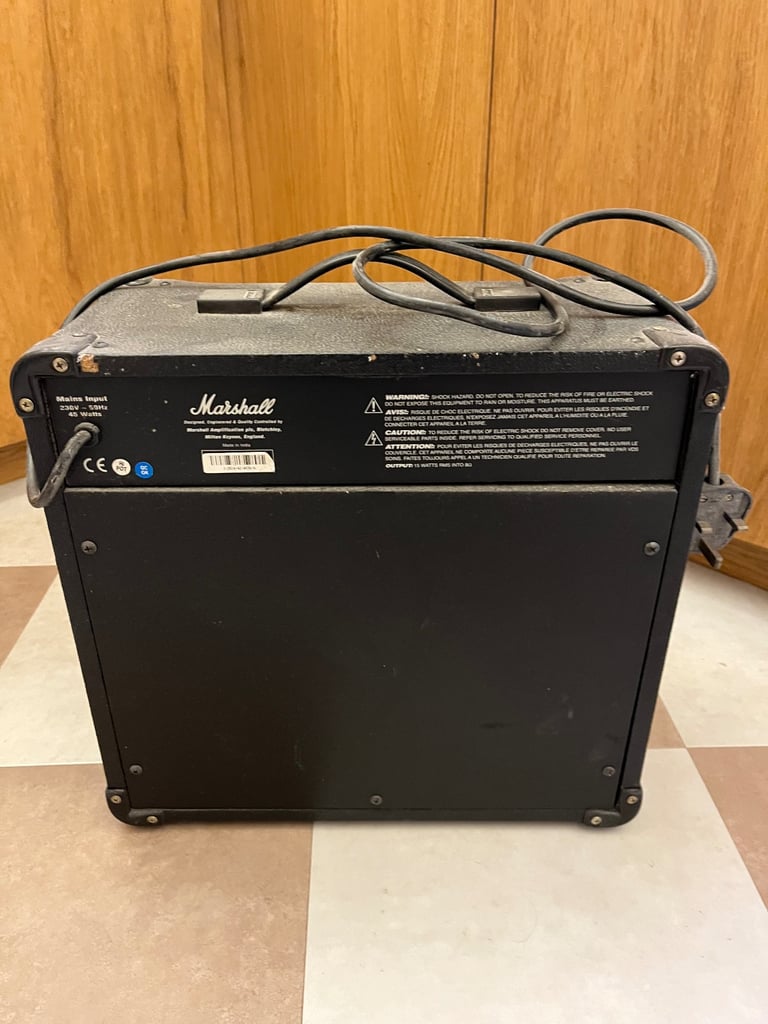 Marshall MG15DFX amp