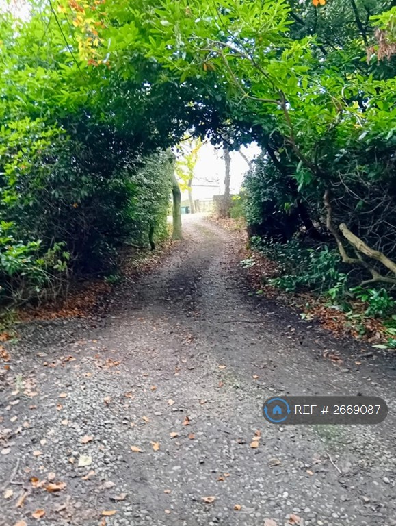 2 bedroom house in The Smithy, Gomersal, Cleckheaton, BD19 (2 bed) (#2669087)